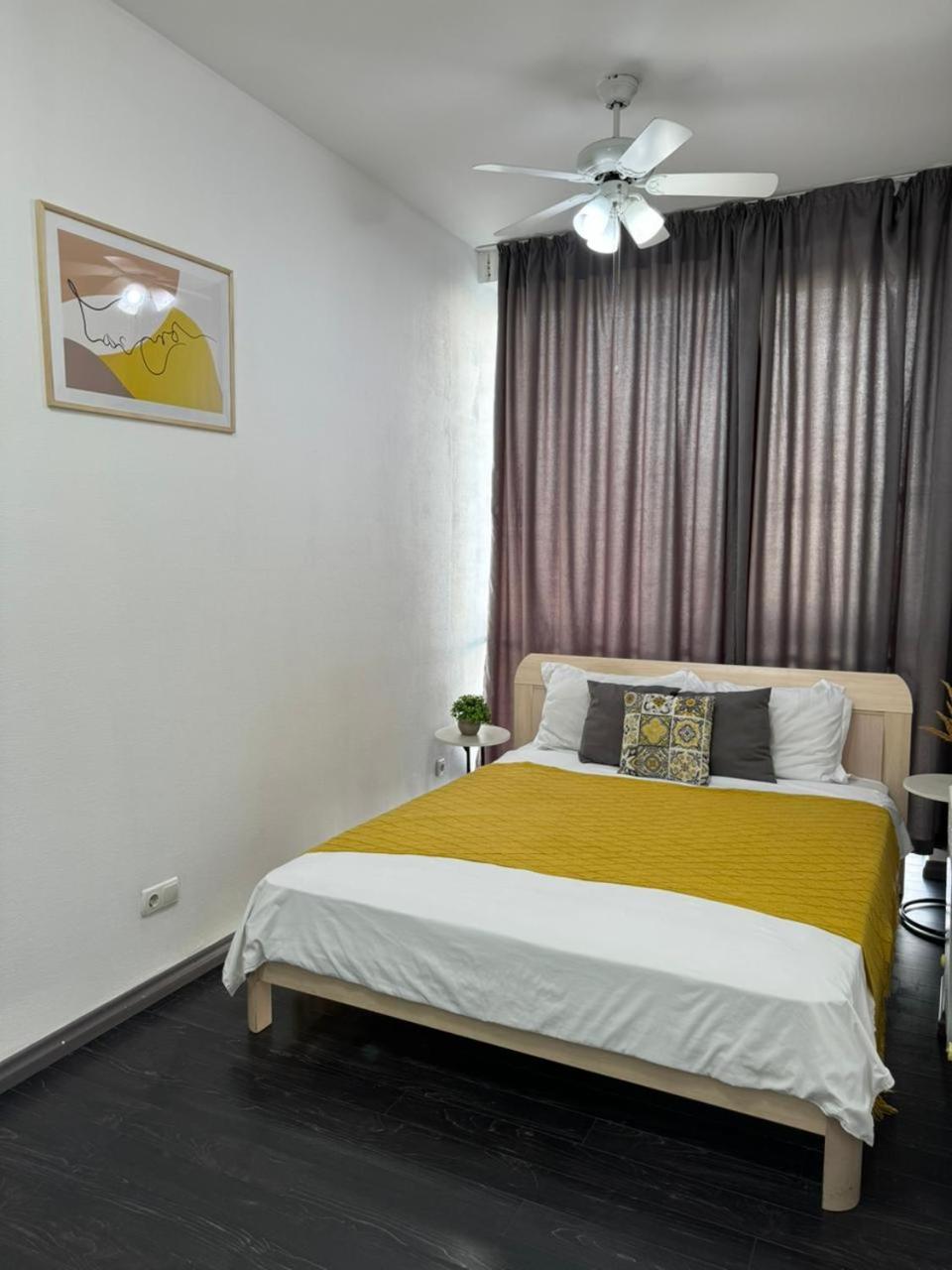 Комфортные Апартаменты Г. Алматы В Жк Манхэттен. Exterior foto
